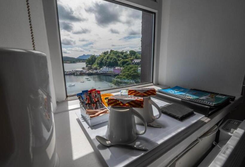 Отель Coolin View