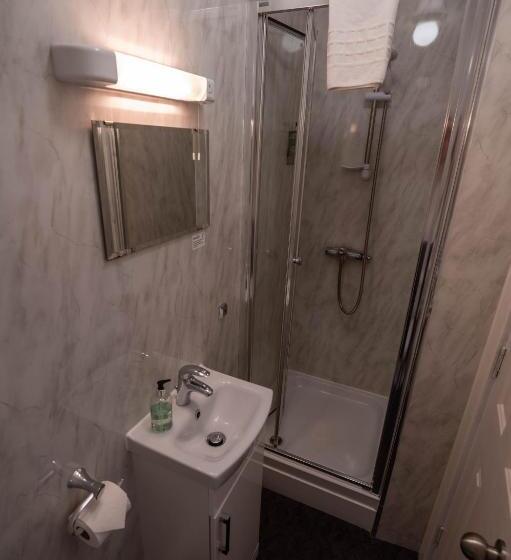 Отель Coolin View