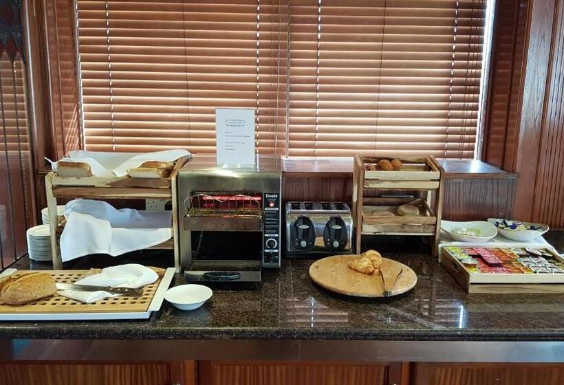 Copthorne Hotel Cardiff Caerdydd