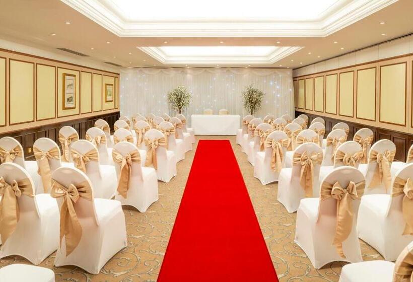 Copthorne Hotel Cardiff Caerdydd