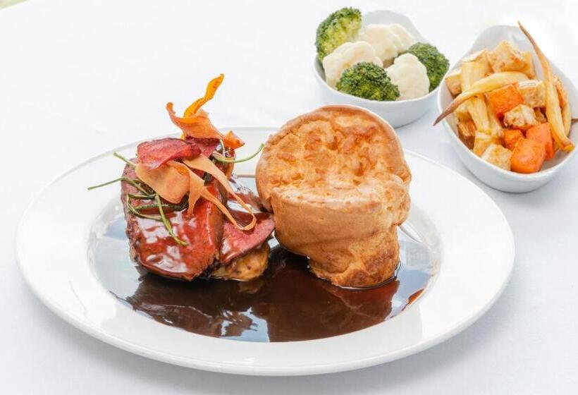 Copthorne Hotel Cardiff Caerdydd