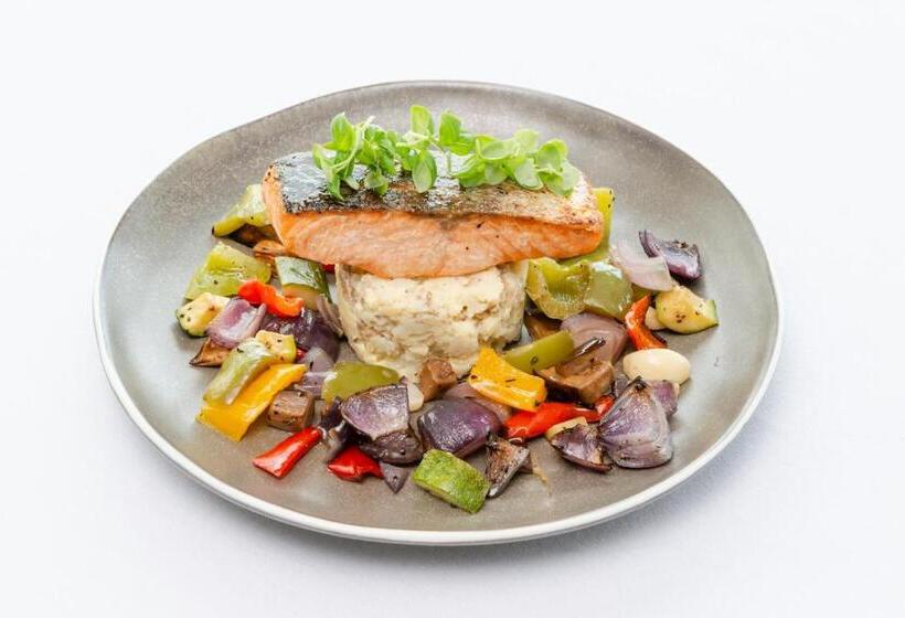 Copthorne Hotel Cardiff Caerdydd