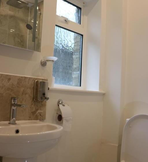 Dalesgate Hotel   Self Check In