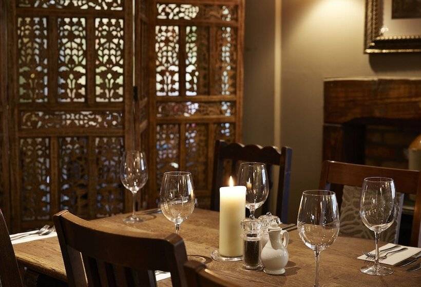 בית מלון כפרי Dog House By Chef & Brewer Collection
