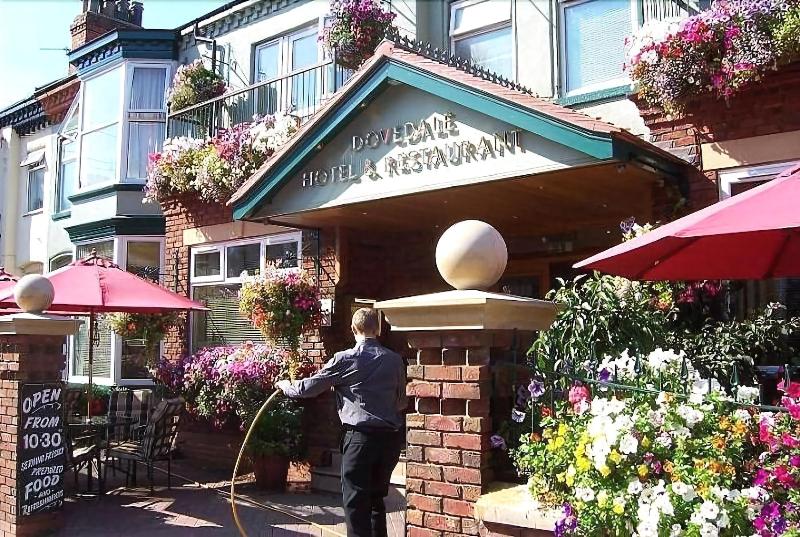 Dovedale Hotel And Restaurant