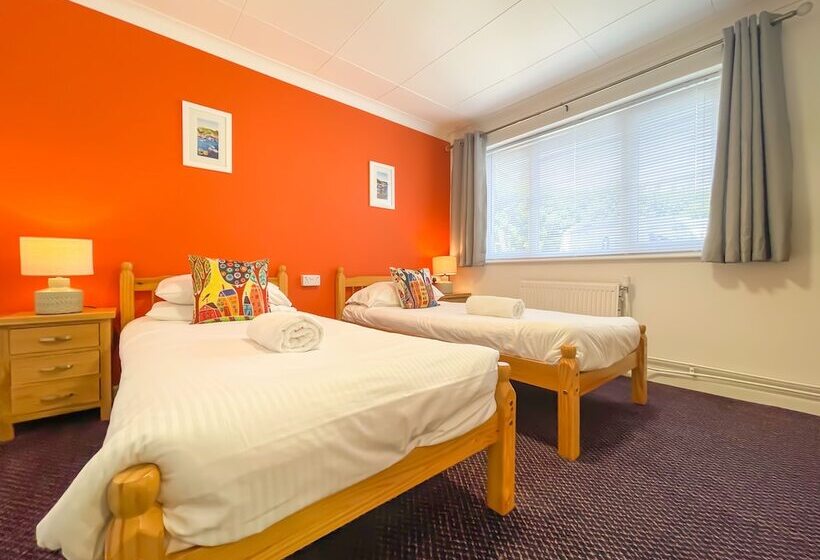 فندق Driftwood Spars