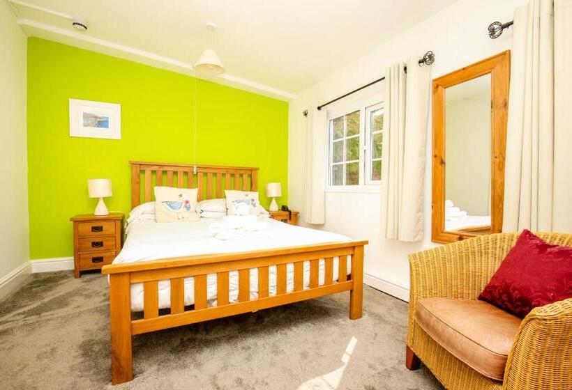 فندق Driftwood Spars