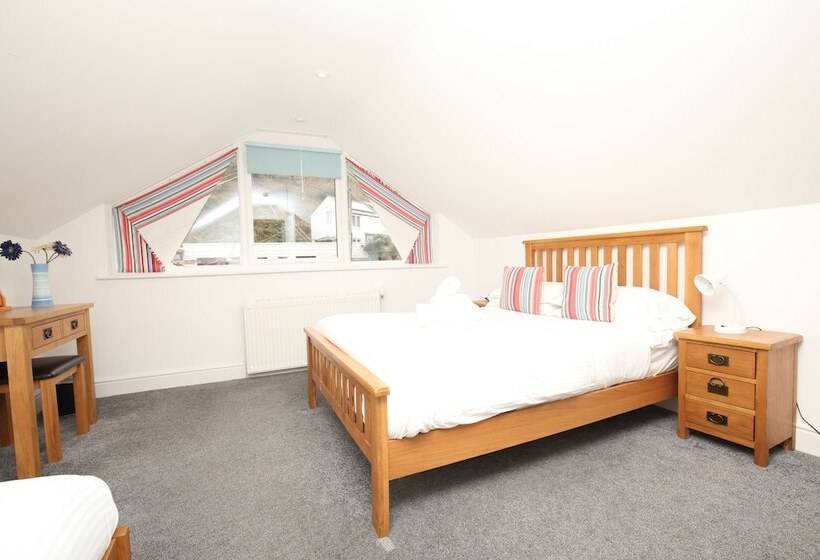 فندق Driftwood Spars