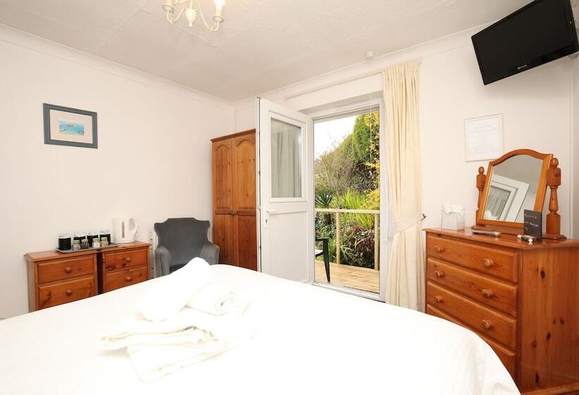 فندق Driftwood Spars