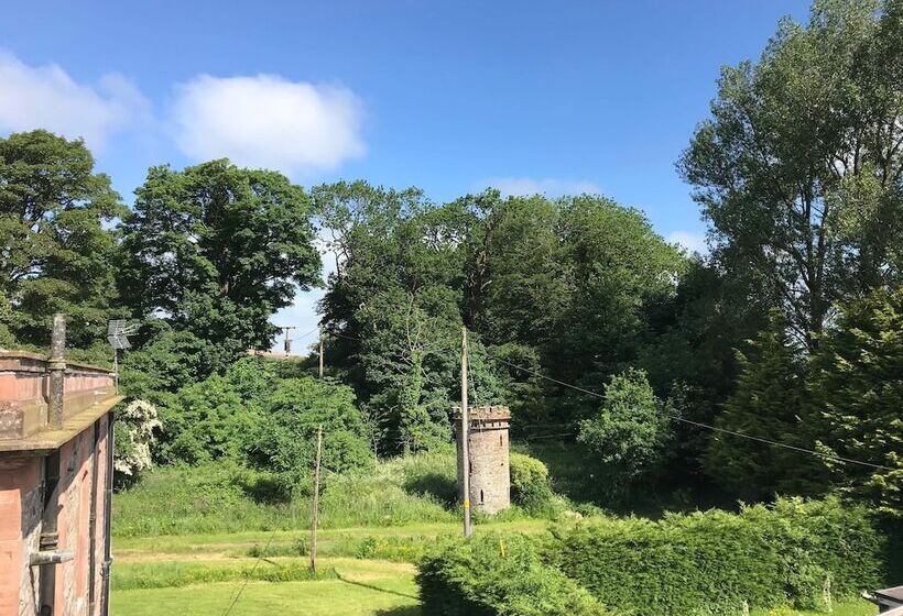 Отель Ernespie House