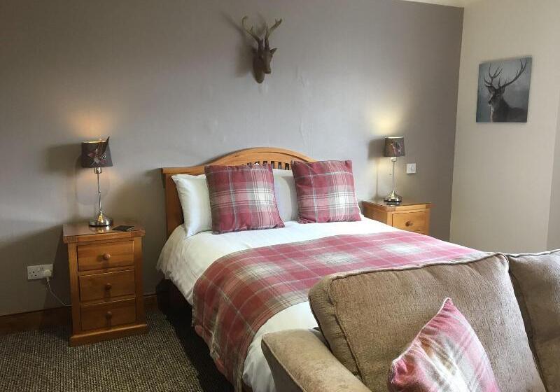 Отель Foyers House