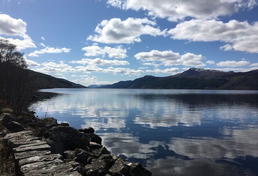 Отель Foyers House