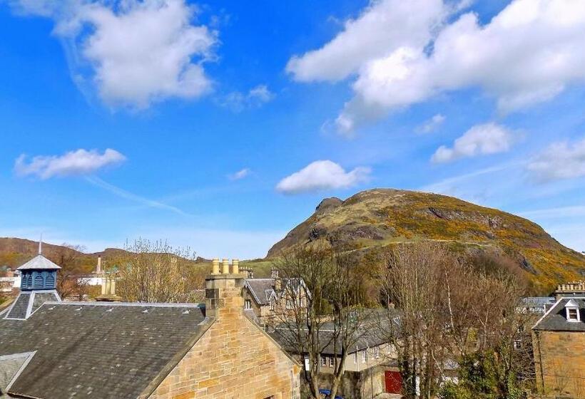 호텔 Gifford House