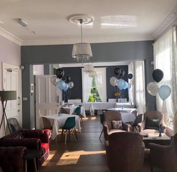 酒店 Gomersal Lodge