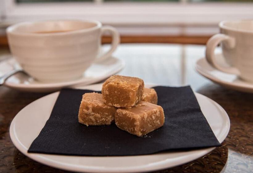 Отель Greshornish House