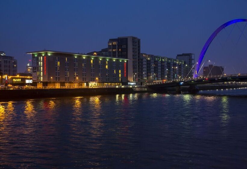 בית מלון כפרי Hilton Garden Inn Glasgow City Centre