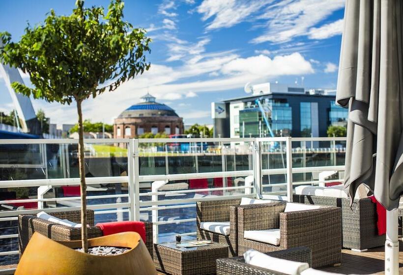 בית מלון כפרי Hilton Garden Inn Glasgow City Centre