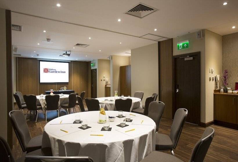 בית מלון כפרי Hilton Garden Inn Glasgow City Centre