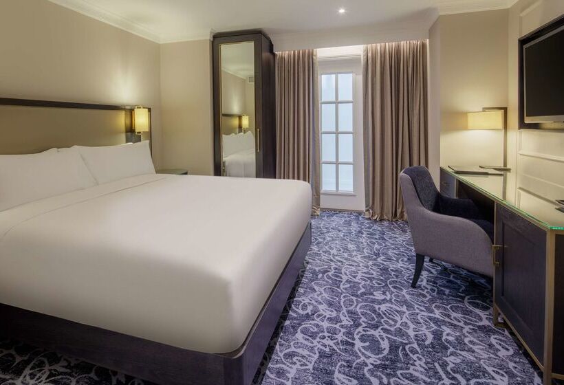 هتل Hilton London Euston