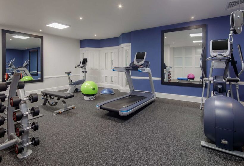 هتل Hilton London Euston