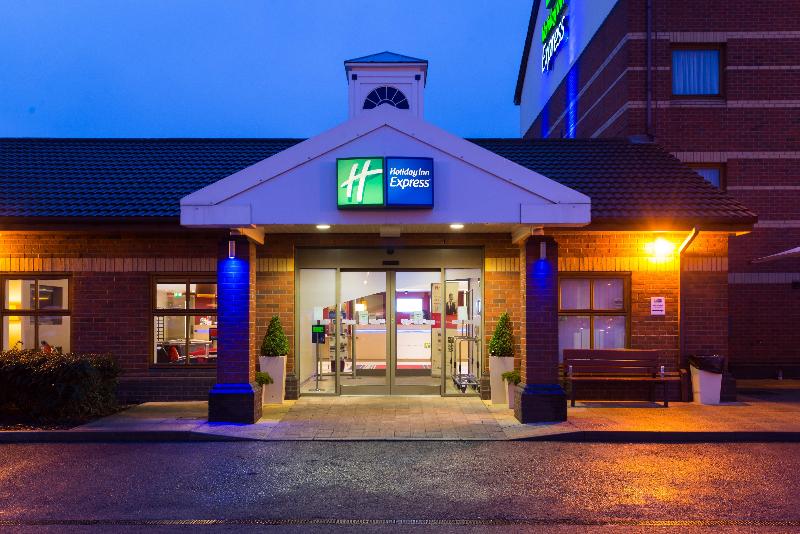 בית מלון כפרי Holiday Inn Express Derby Pride Park, An Ihg