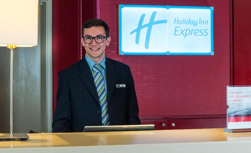 בית מלון כפרי Holiday Inn Express Derby Pride Park, An Ihg