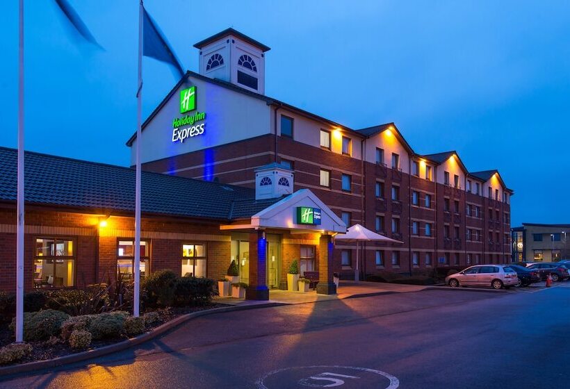 בית מלון כפרי Holiday Inn Express Derby Pride Park, An Ihg