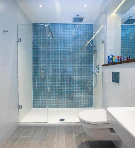 בית מלון כפרי Inn On The Square