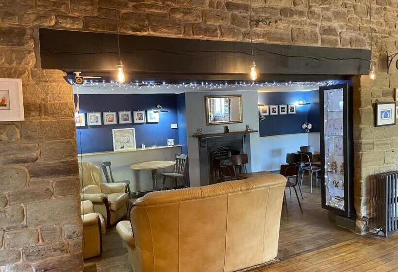 Отель Inn On The Wye