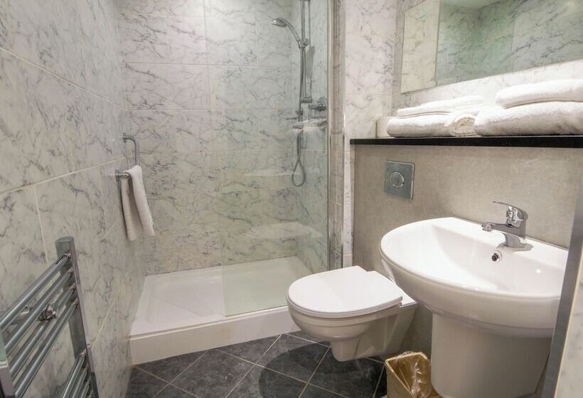 בית מלון כפרי Kensington