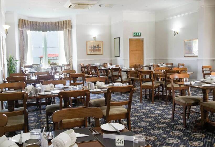 בית מלון כפרי Kensington