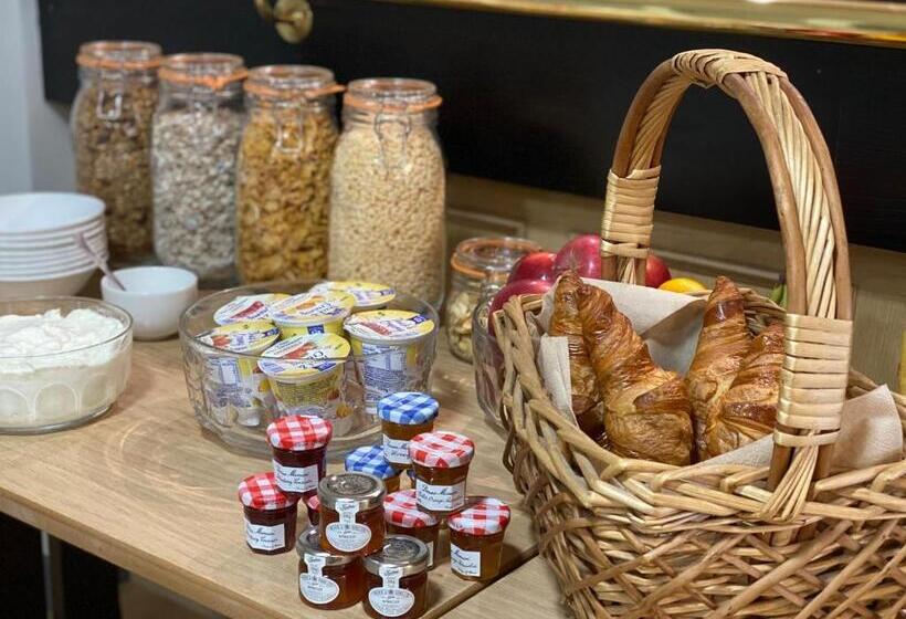 فندق King S Arms