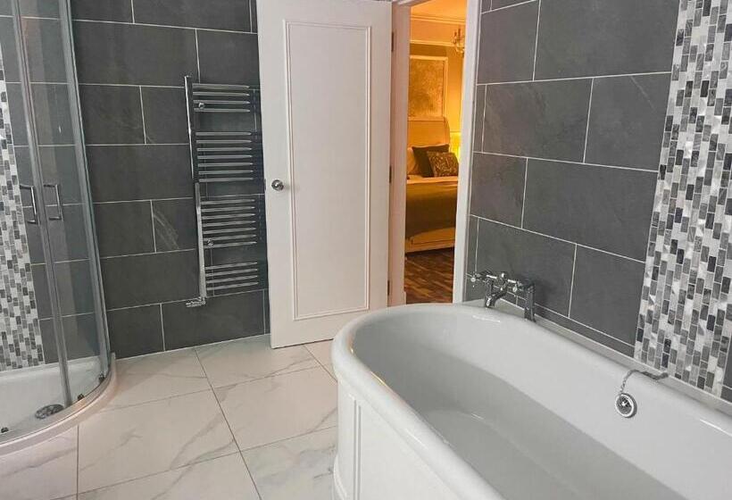 فندق King S Arms