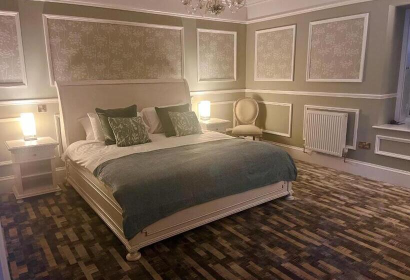 فندق King S Arms