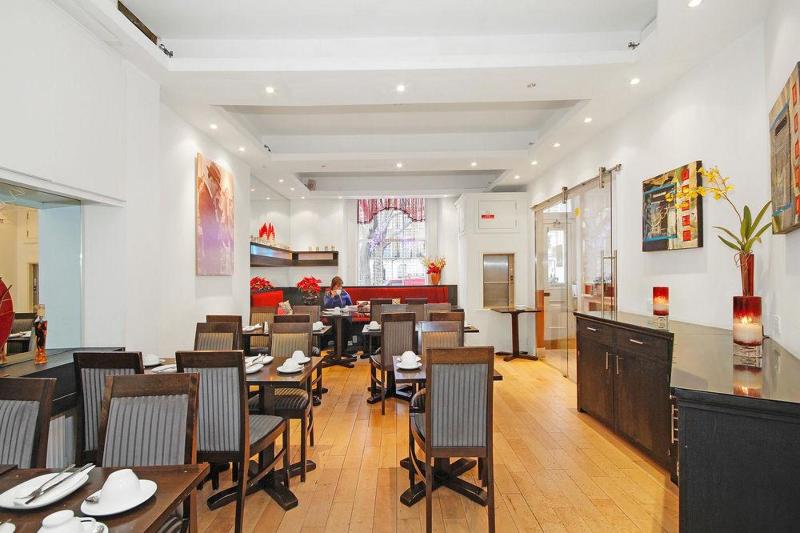 Kingswaypark Hotel At Park Avenue