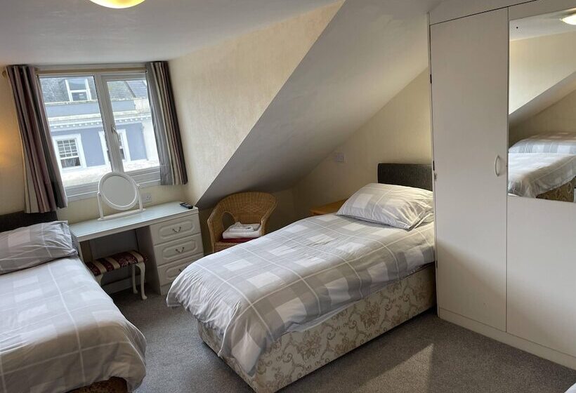 هتل Lamplighter Guesthouse