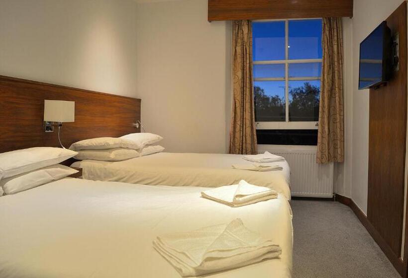 فندق Leisure Inn