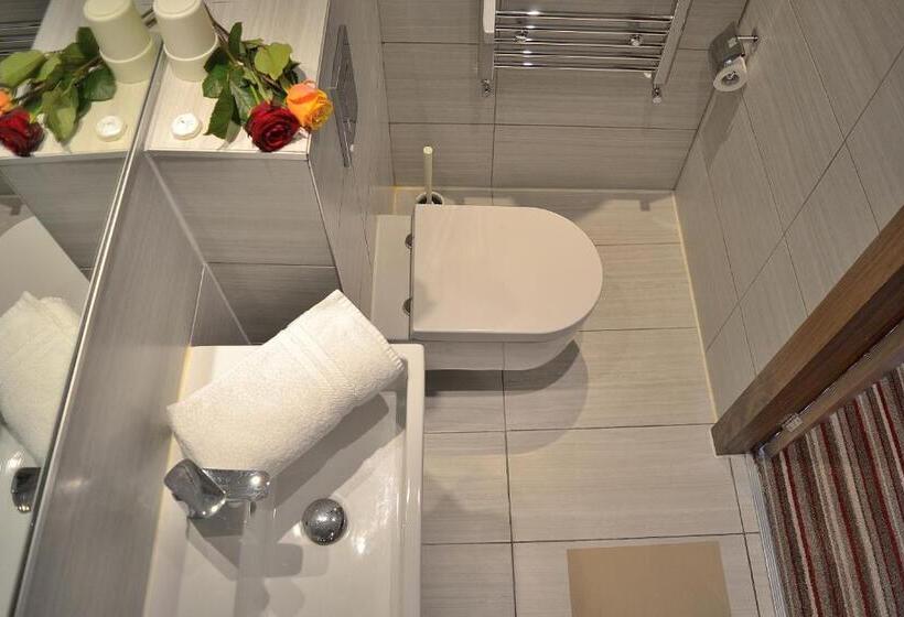 فندق Leisure Inn