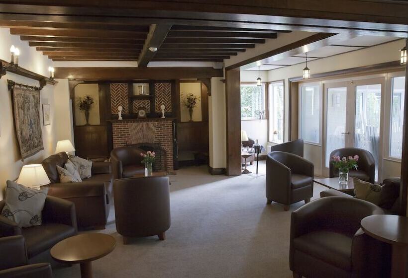 Отель Little Silver Country