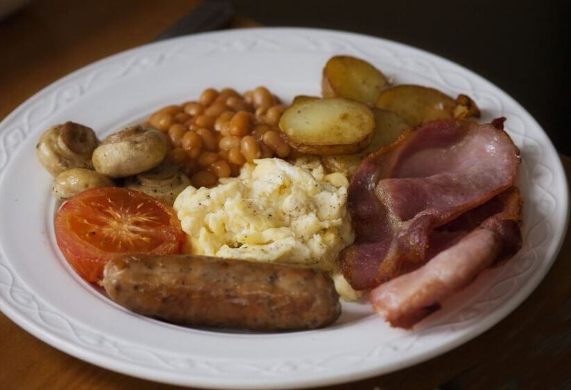 Отель Little Silver Country