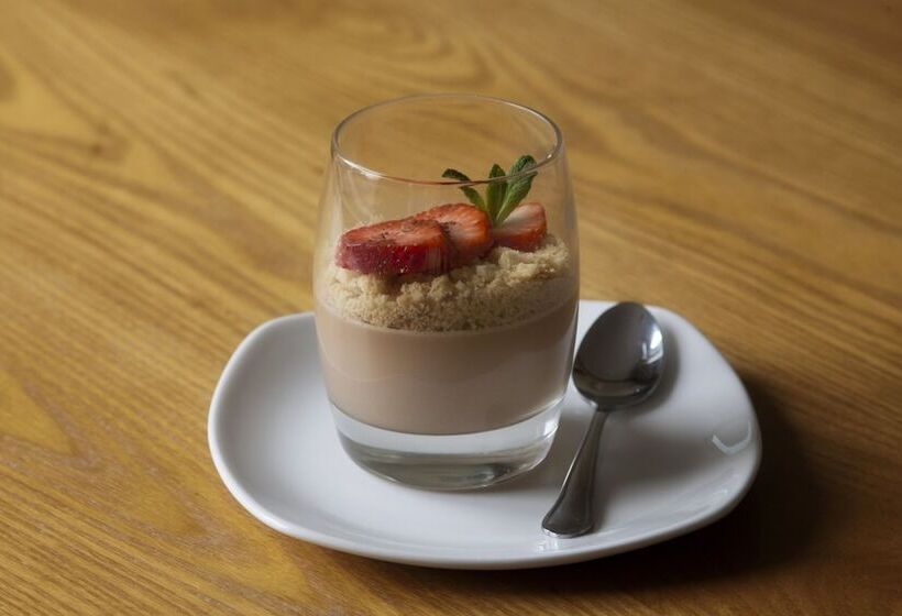 Отель Little Silver Country