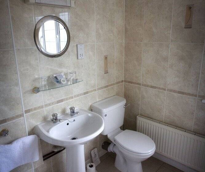 Отель Little Silver Country