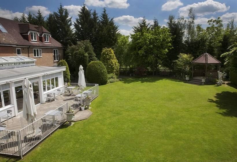 Отель Little Silver Country