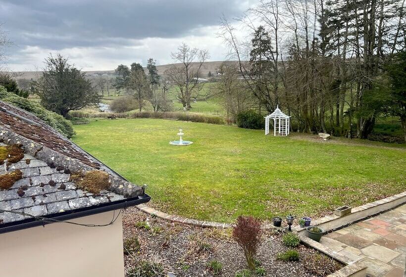 فندق Lovelady Shield Country House