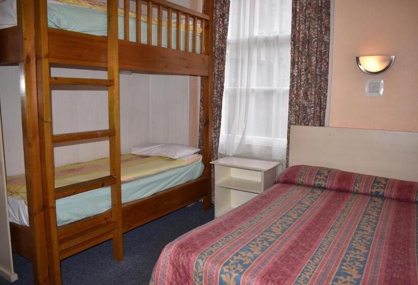 Отель Macdonald