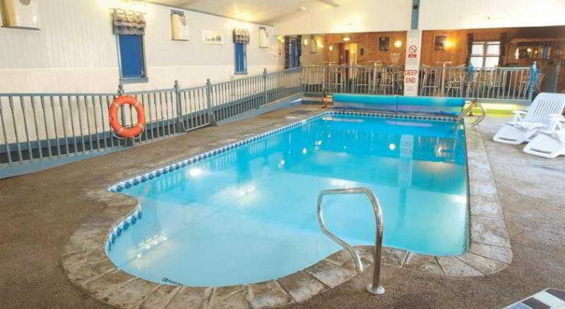 Отель Mackay S Spa Lodge