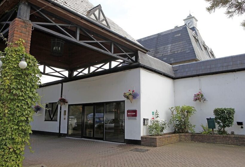 Отель Mercure Chester North Woodhey House