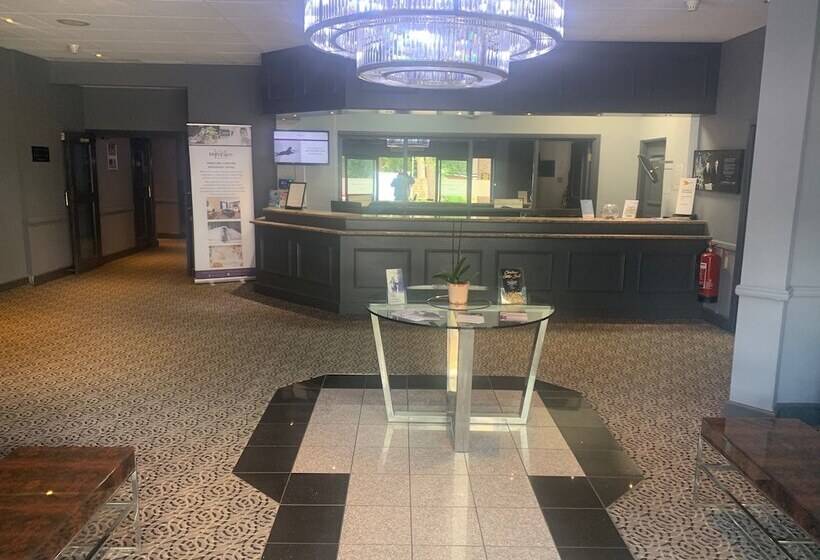 Отель Mercure Chester North Woodhey House