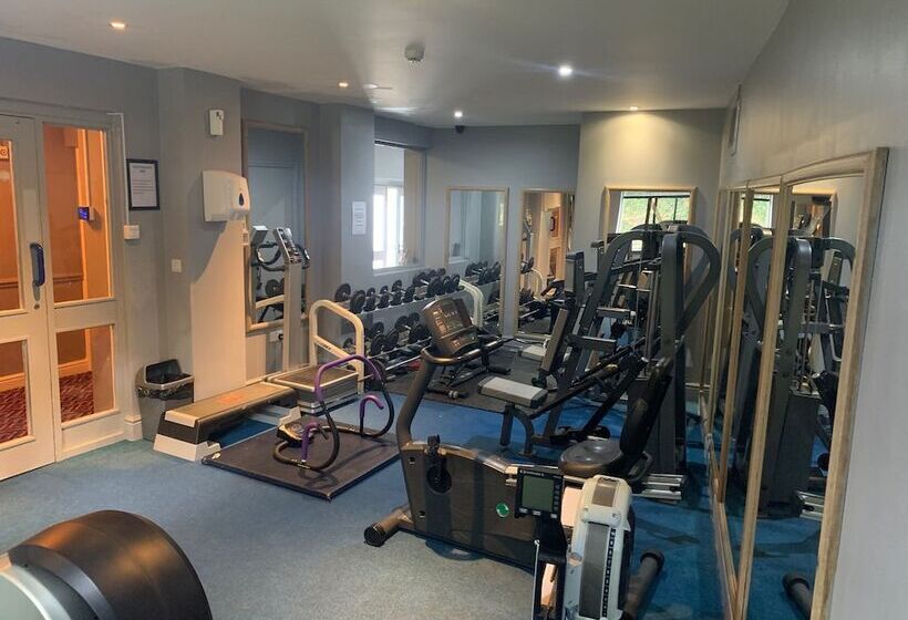 Отель Mercure Chester North Woodhey House