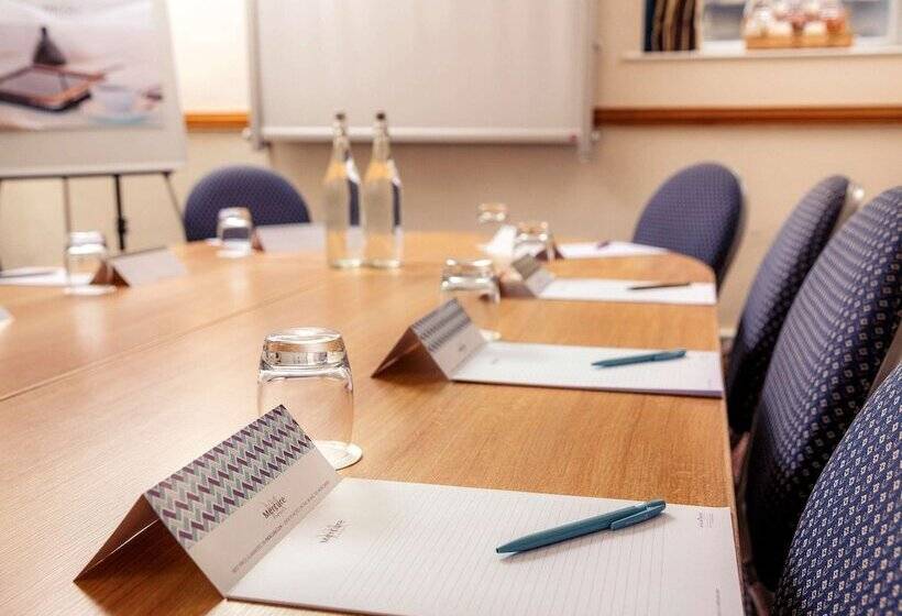 בית מלון כפרי Mercure Glasgow City